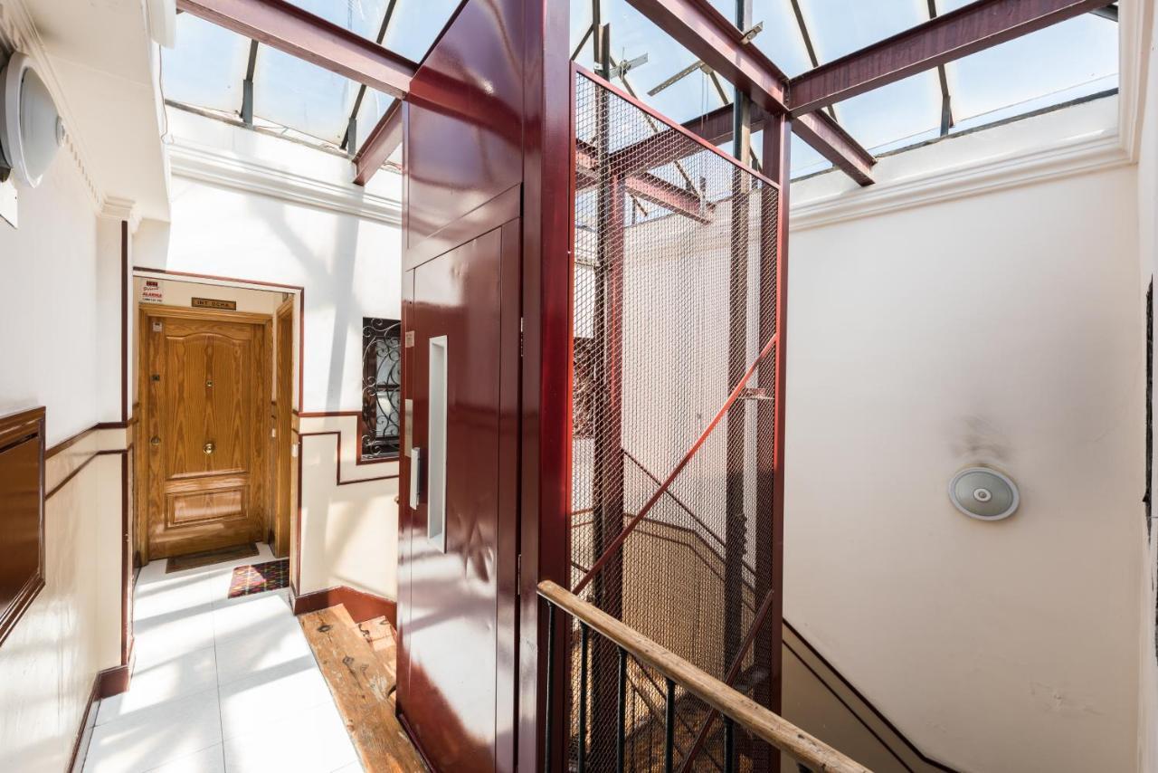El Refugio De Barcelo Appartement Madrid Buitenkant foto